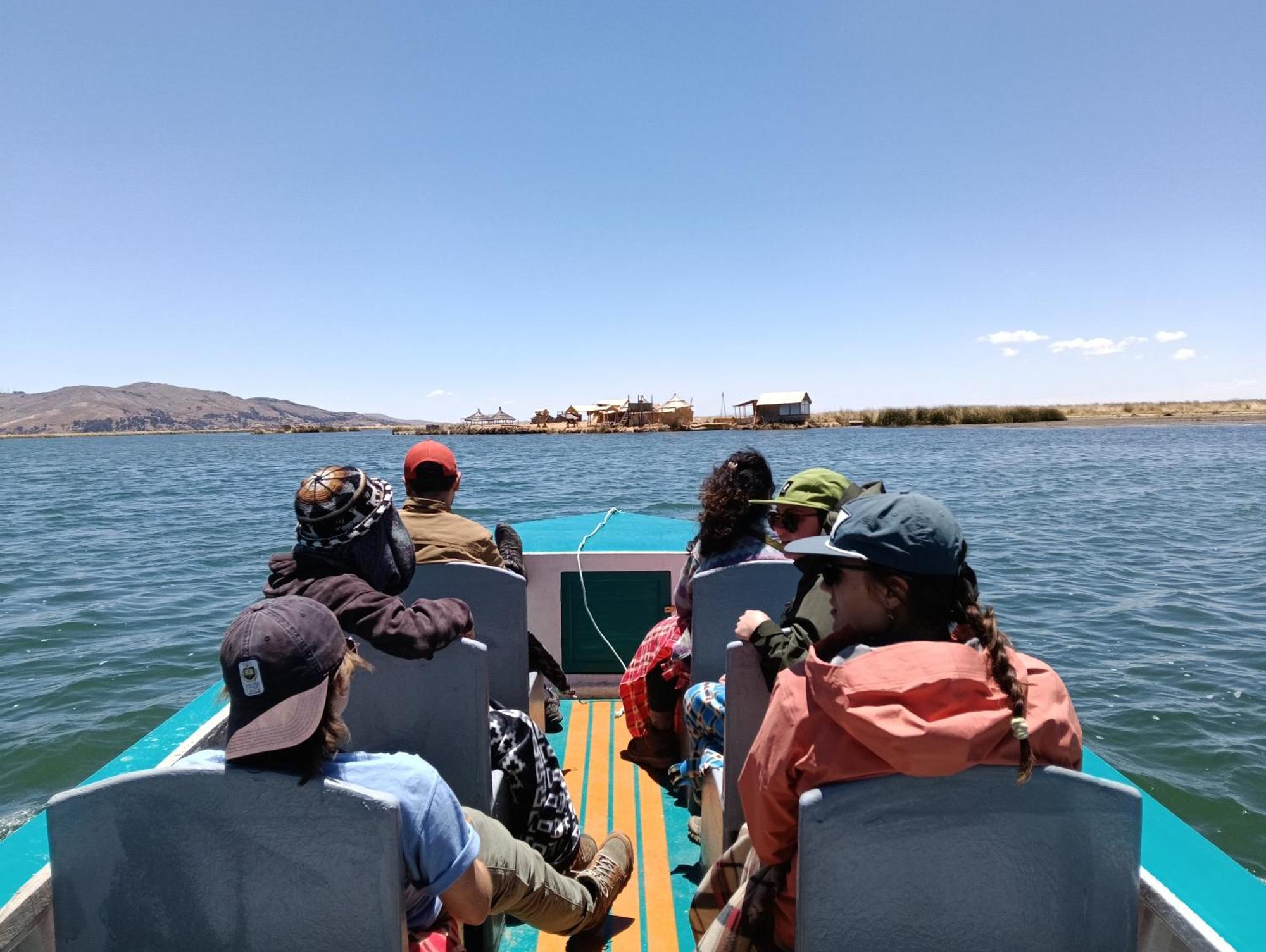 Urosfood & Titiqaqa Lodge 외부 사진