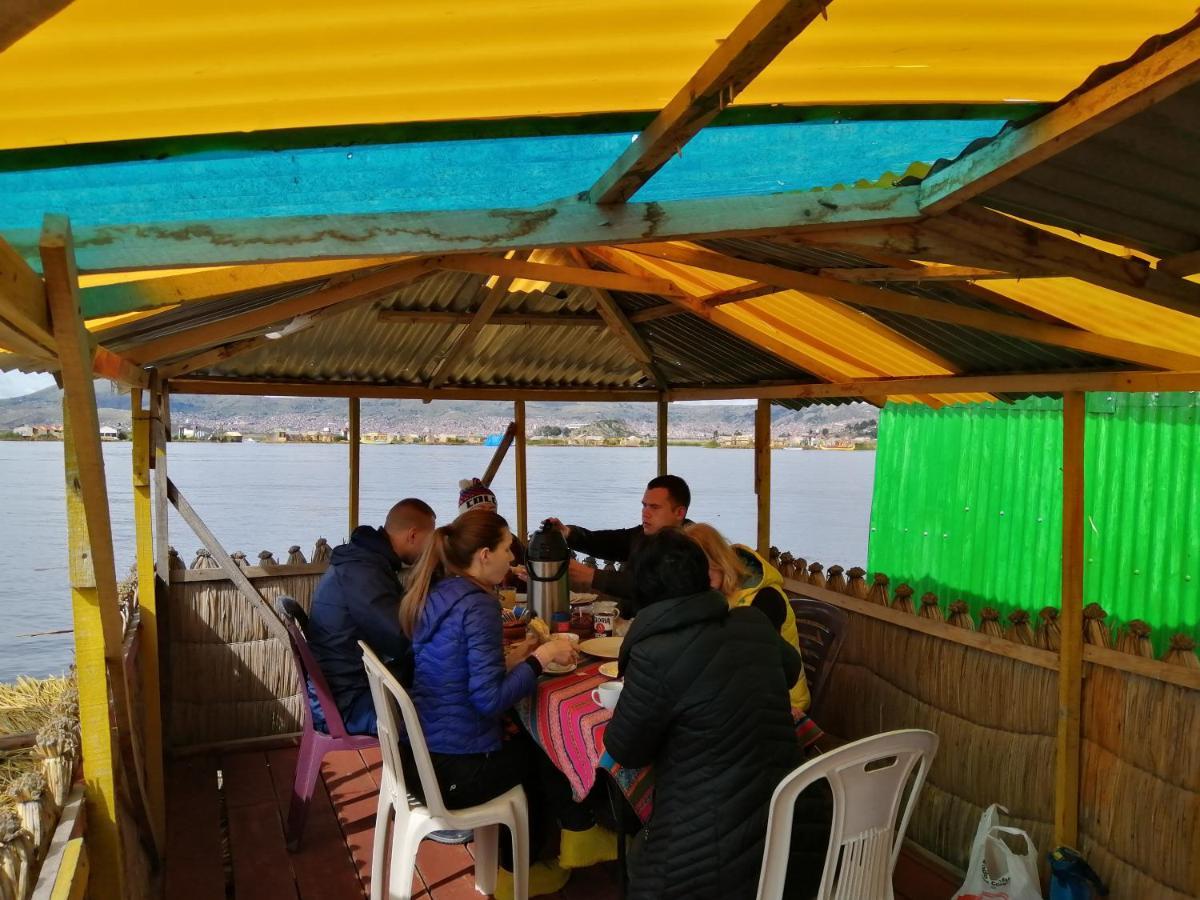 Urosfood & Titiqaqa Lodge 외부 사진